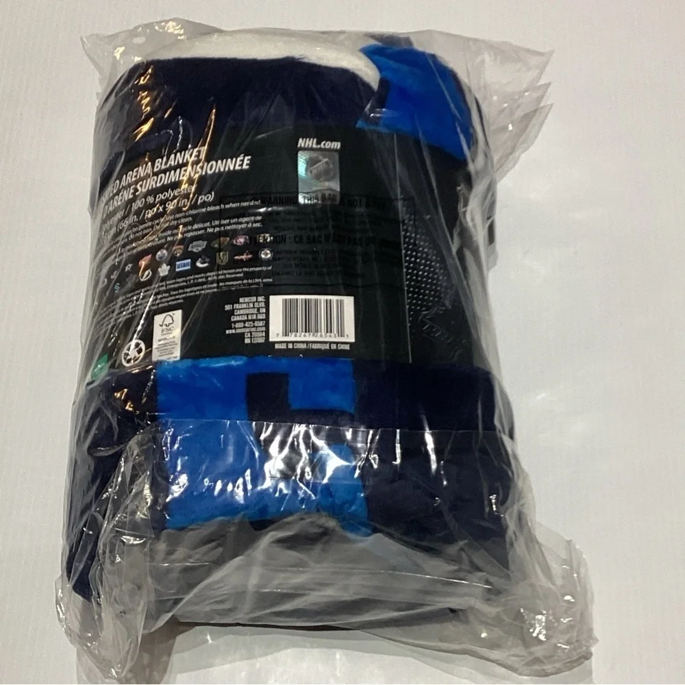 NHL Winnipeg Jets Jumbo Sized Plush Blanket 66" x 90" Officially Licensed - Picture 4 of 6